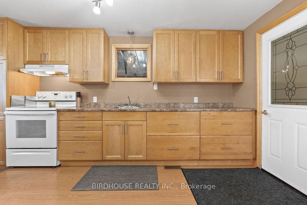 72 Cambridge Street photo 8