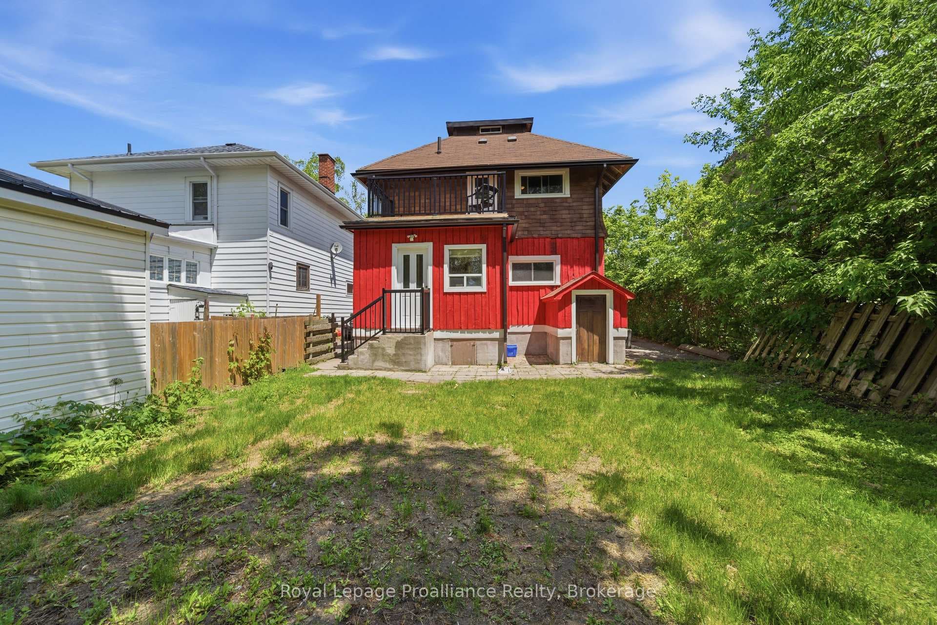 82 Marmora Street photo 45