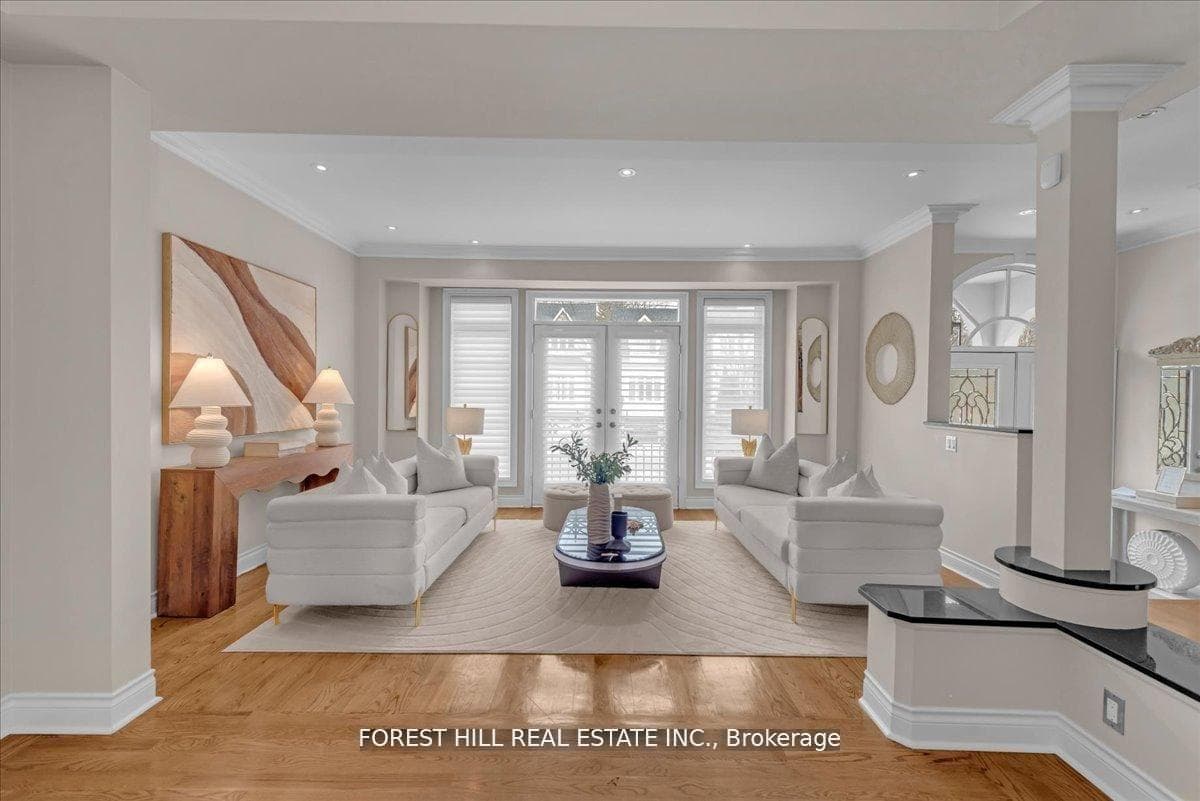 313 Broadway Avenue photo 5