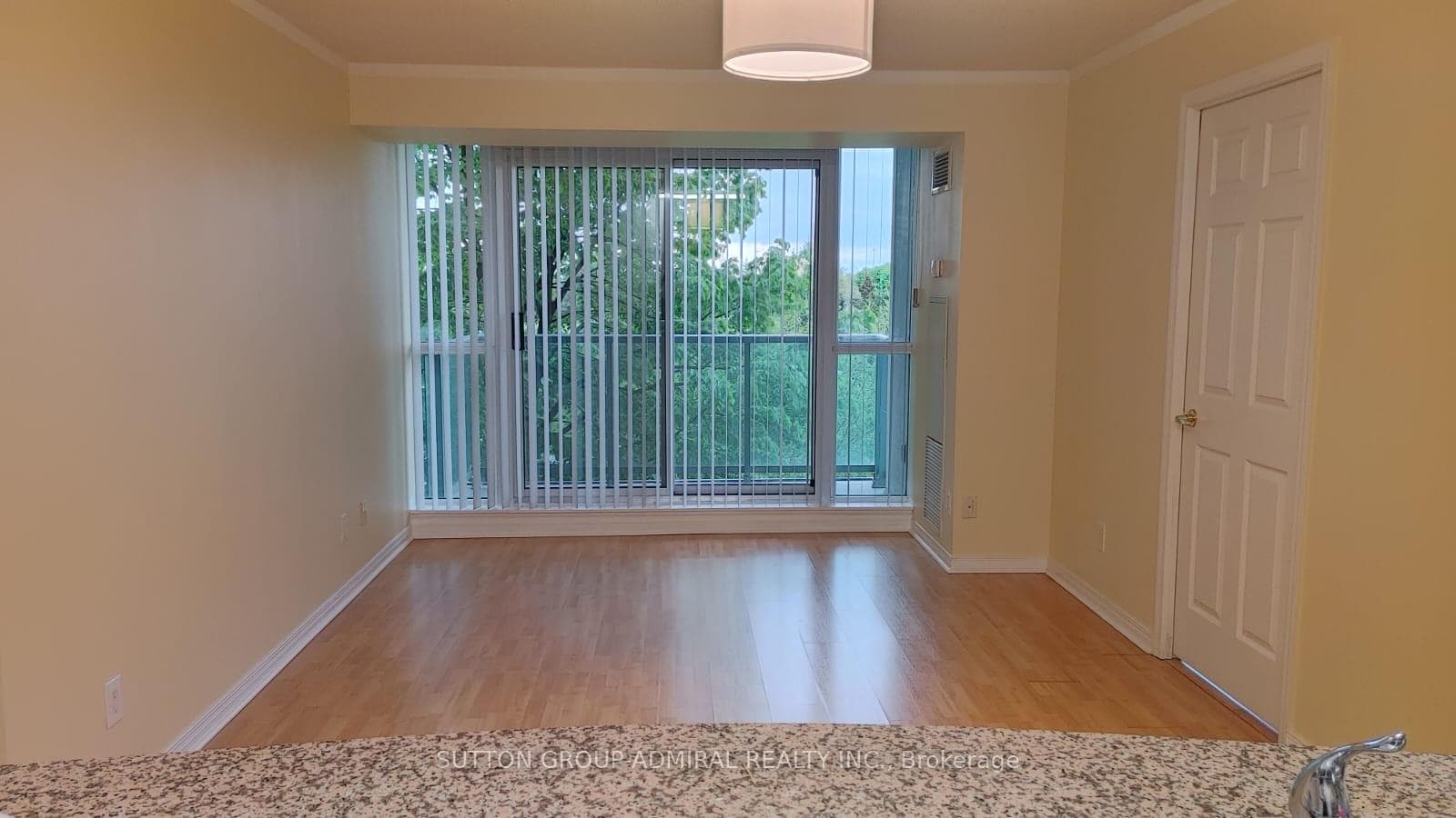 4850 Glen Erin Drive Unit 307 photo 3