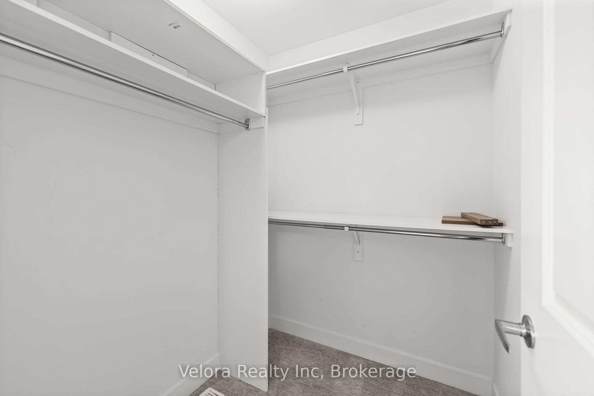 744 Cope Drive photo 32