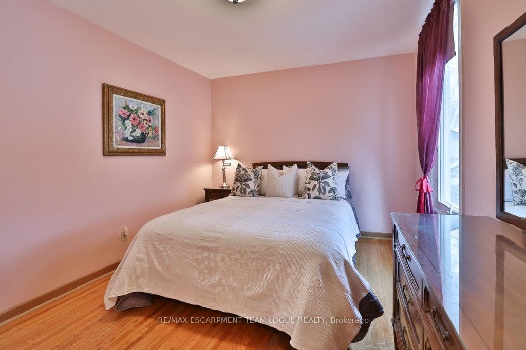625 Ronald Drive photo 20