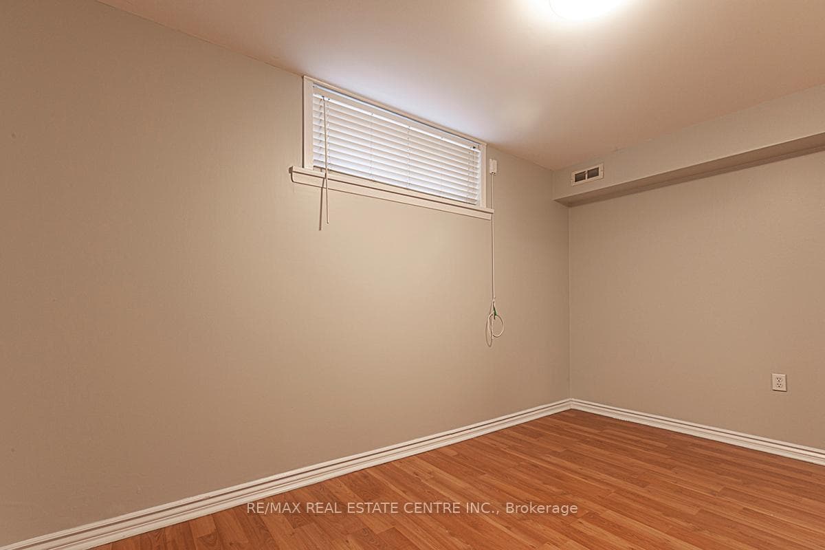 287 Gamma Street photo 37
