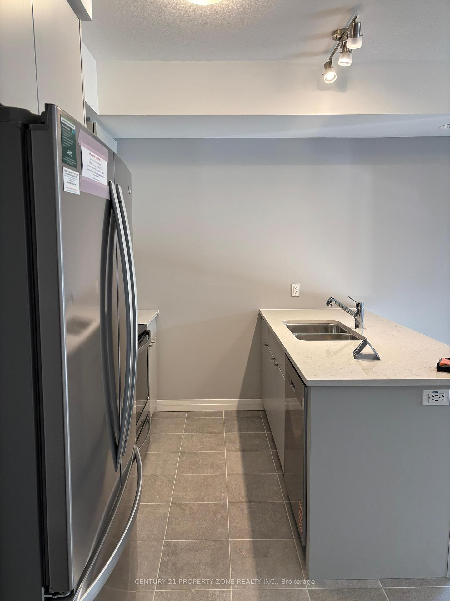 62 Thatcher Drive photo 12