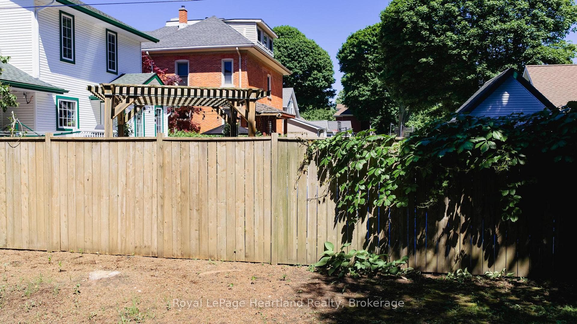 36 Trafalgar Street photo 40