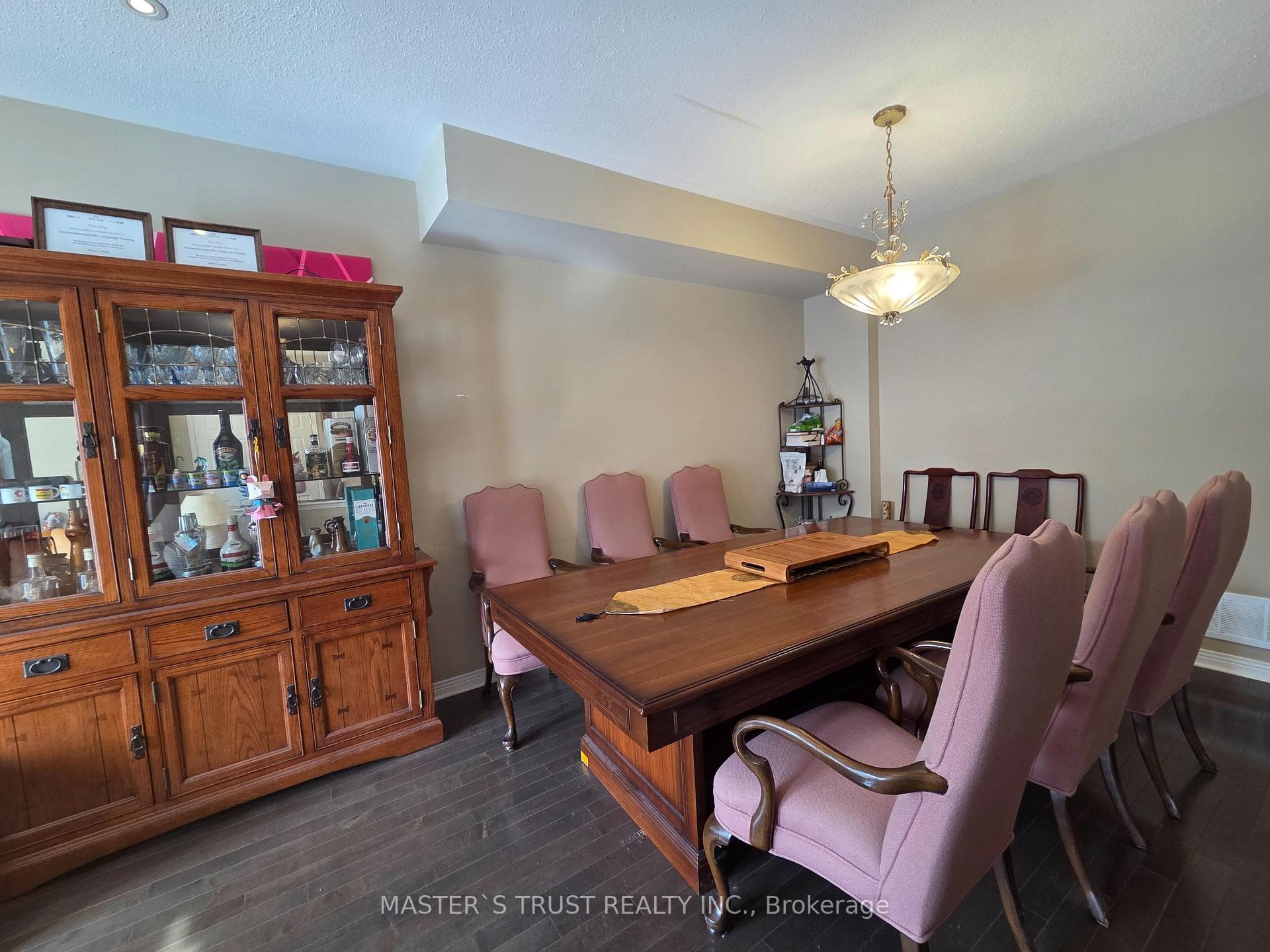 45 Sharon Lee Drive photo 5