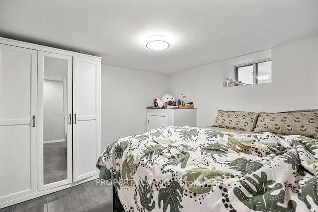 1169 Ossington Avenue Unit 3 photo 1