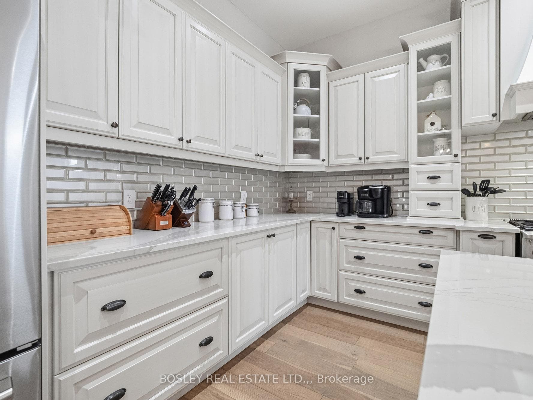 2299 Portage Road photo 9