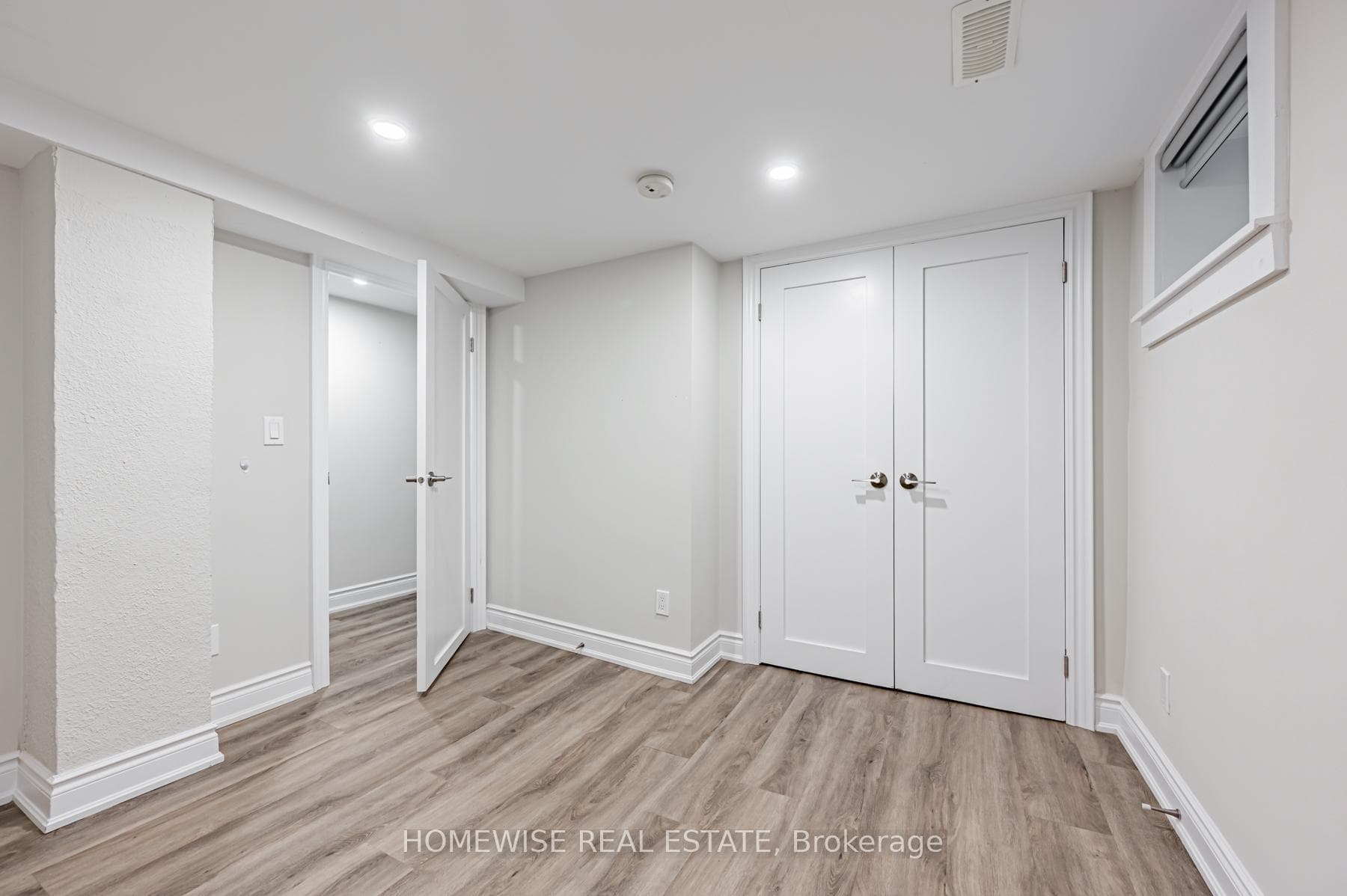 68 Fairleigh Crescent Unit Lower photo 8