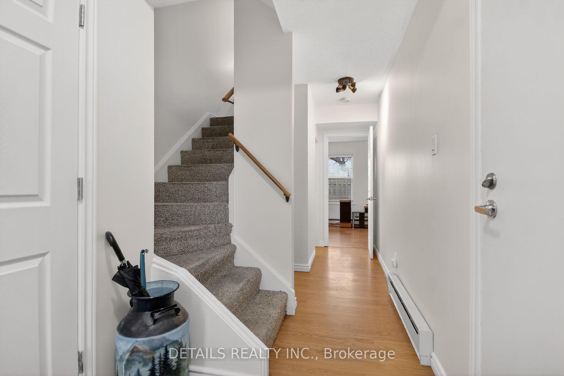 40 Appleby Private photo 4