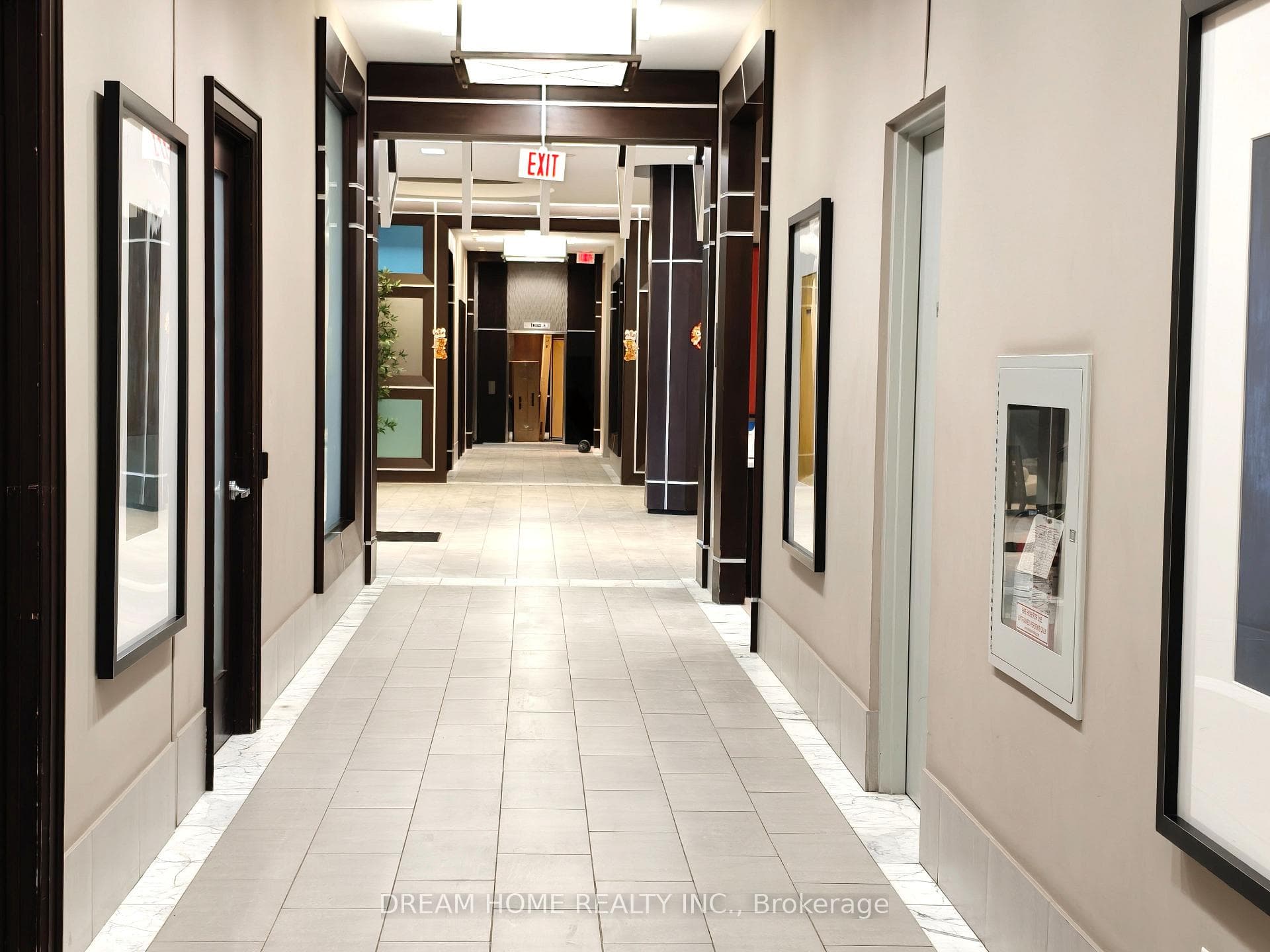 5791 Yonge Street Unit 1201 photo 4