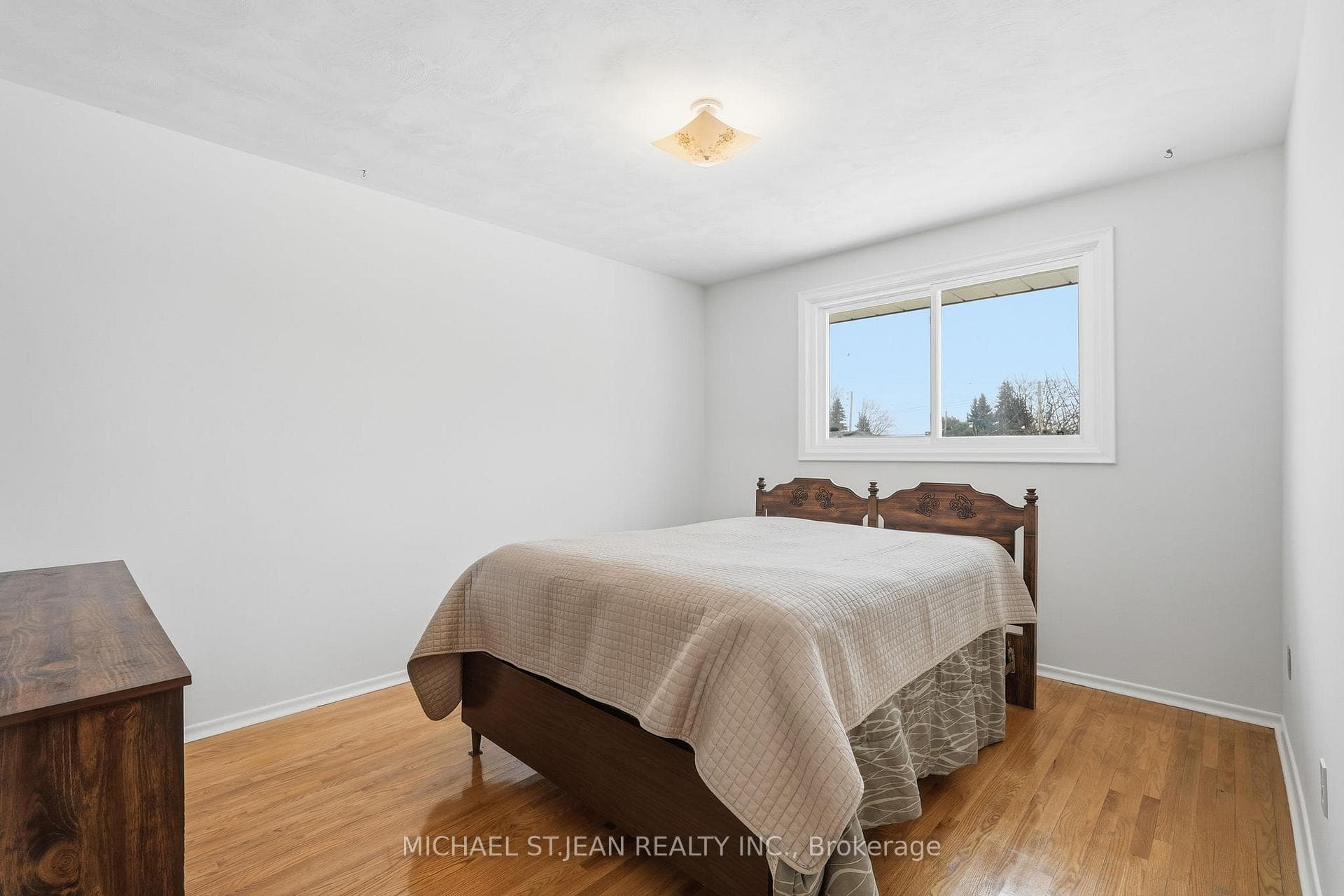 11 Glenmurray Court photo 17