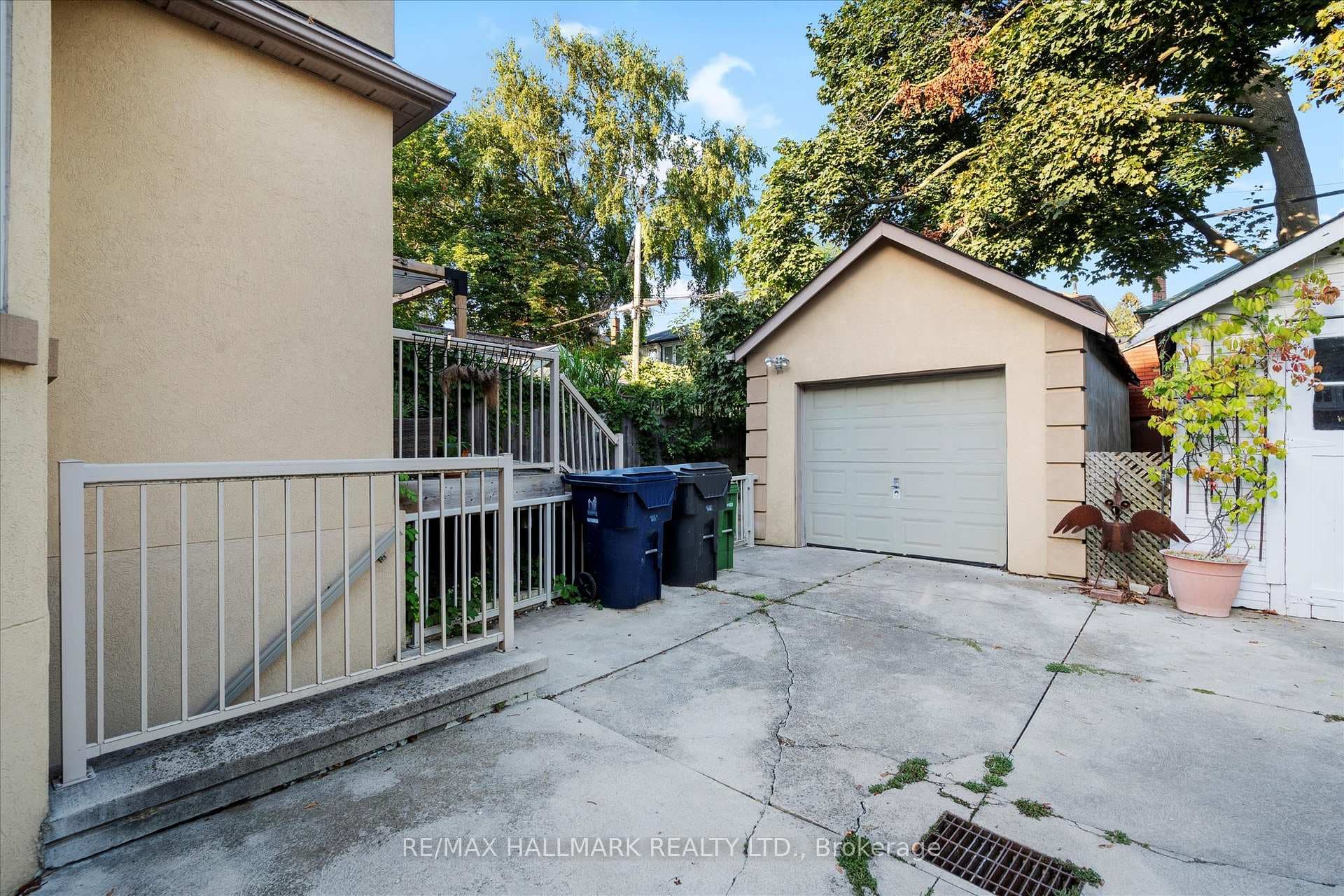 107 Wineva Avenue photo 46