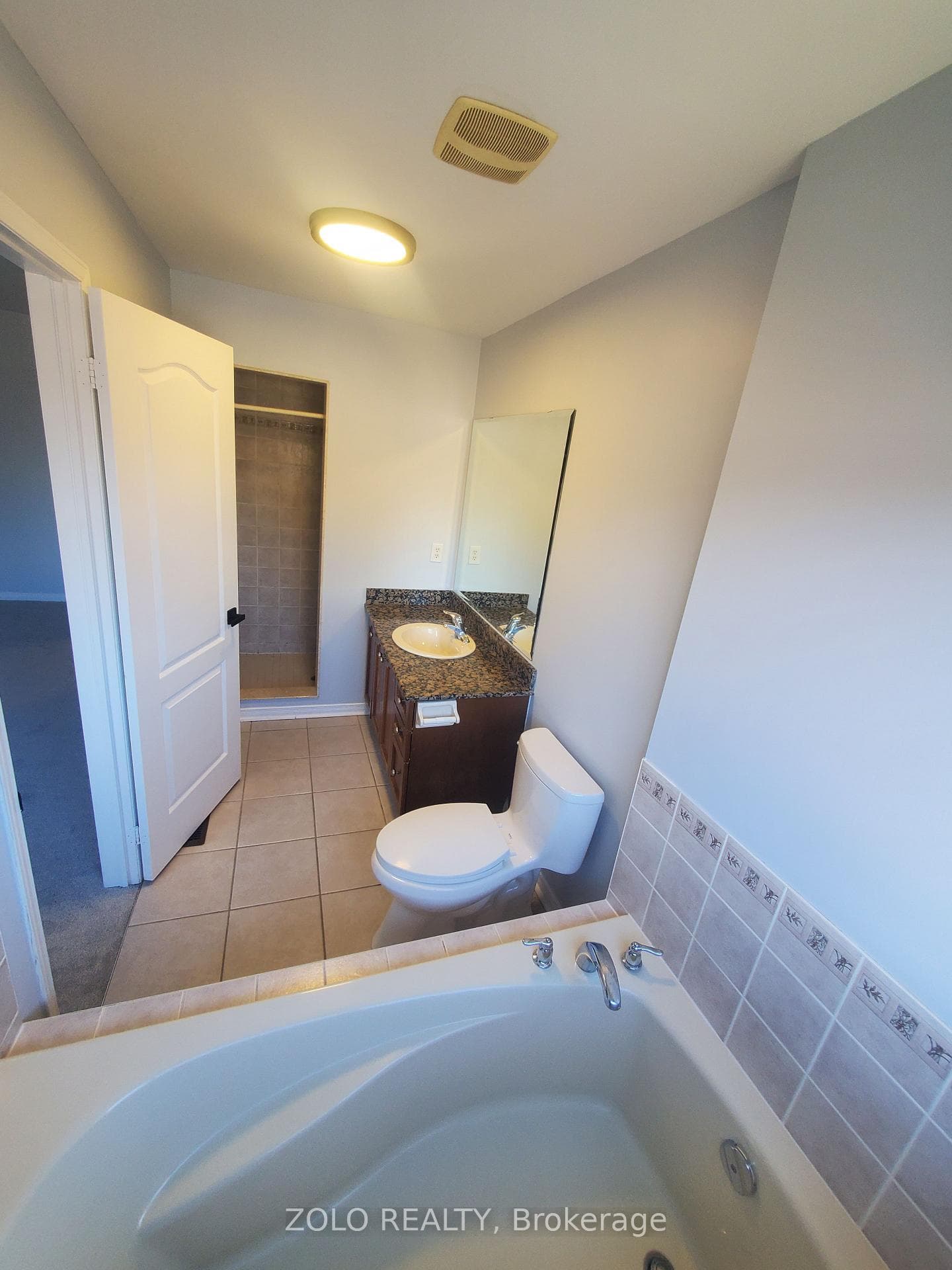 3233 Cabano Crescent photo 14