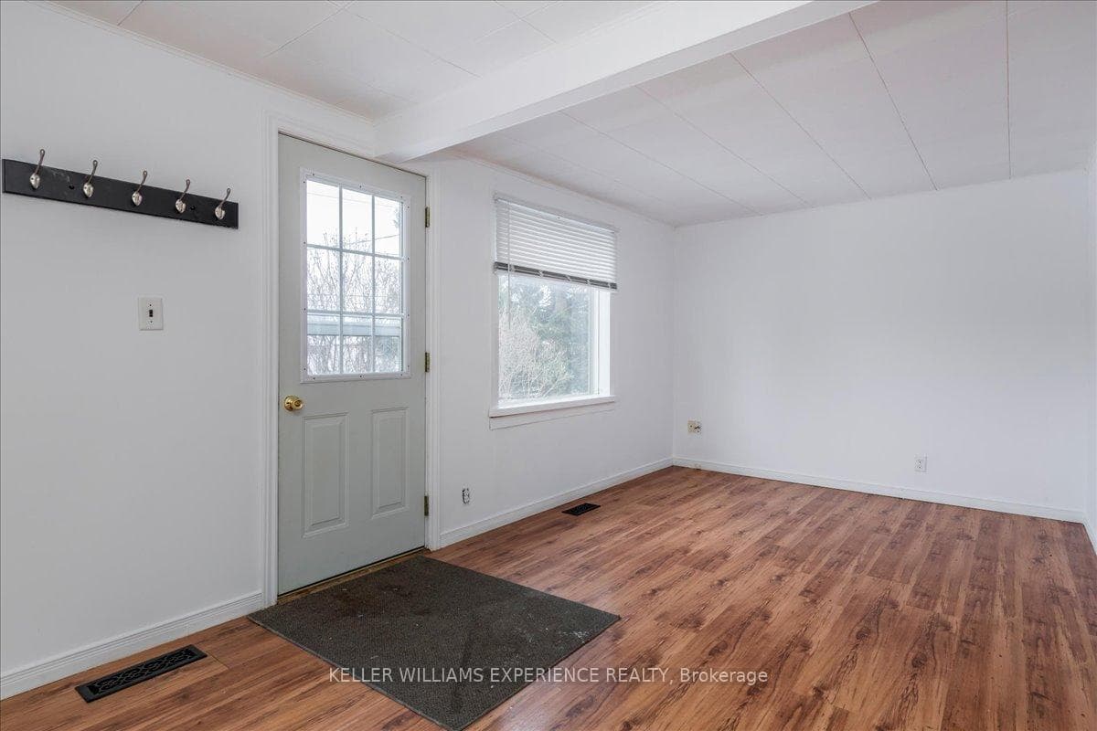 116 Huronia Road photo 4