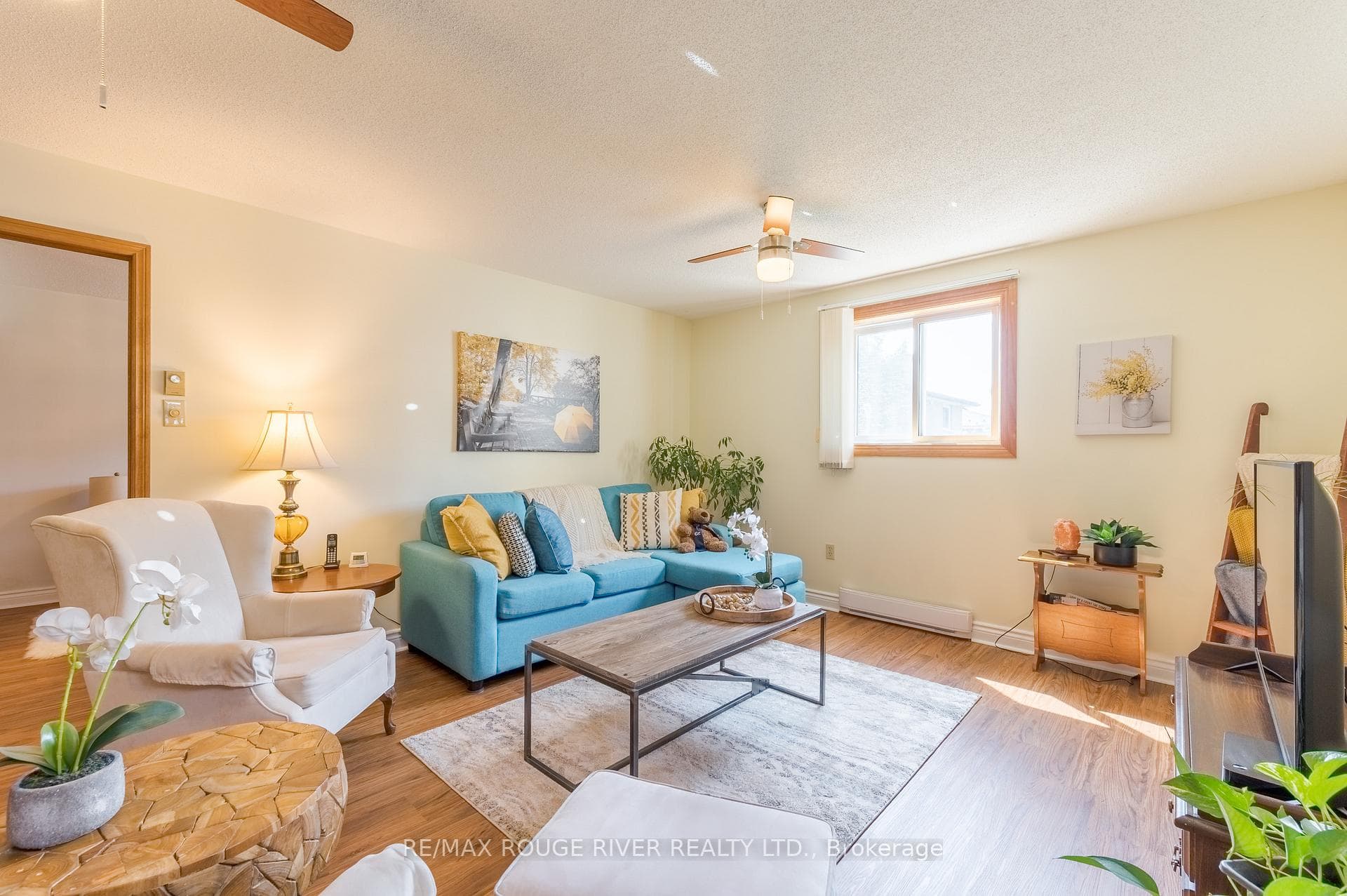 875 Westwood Crescent photo 23