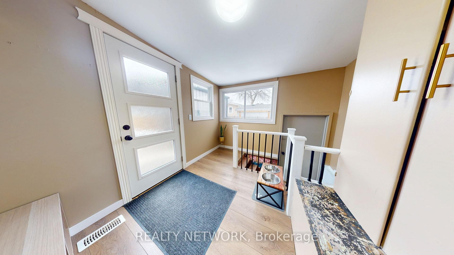 201 Margaret Avenue photo 11