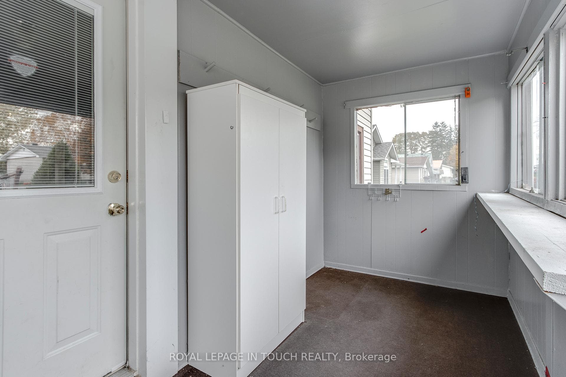 808 Quebec Street photo 17