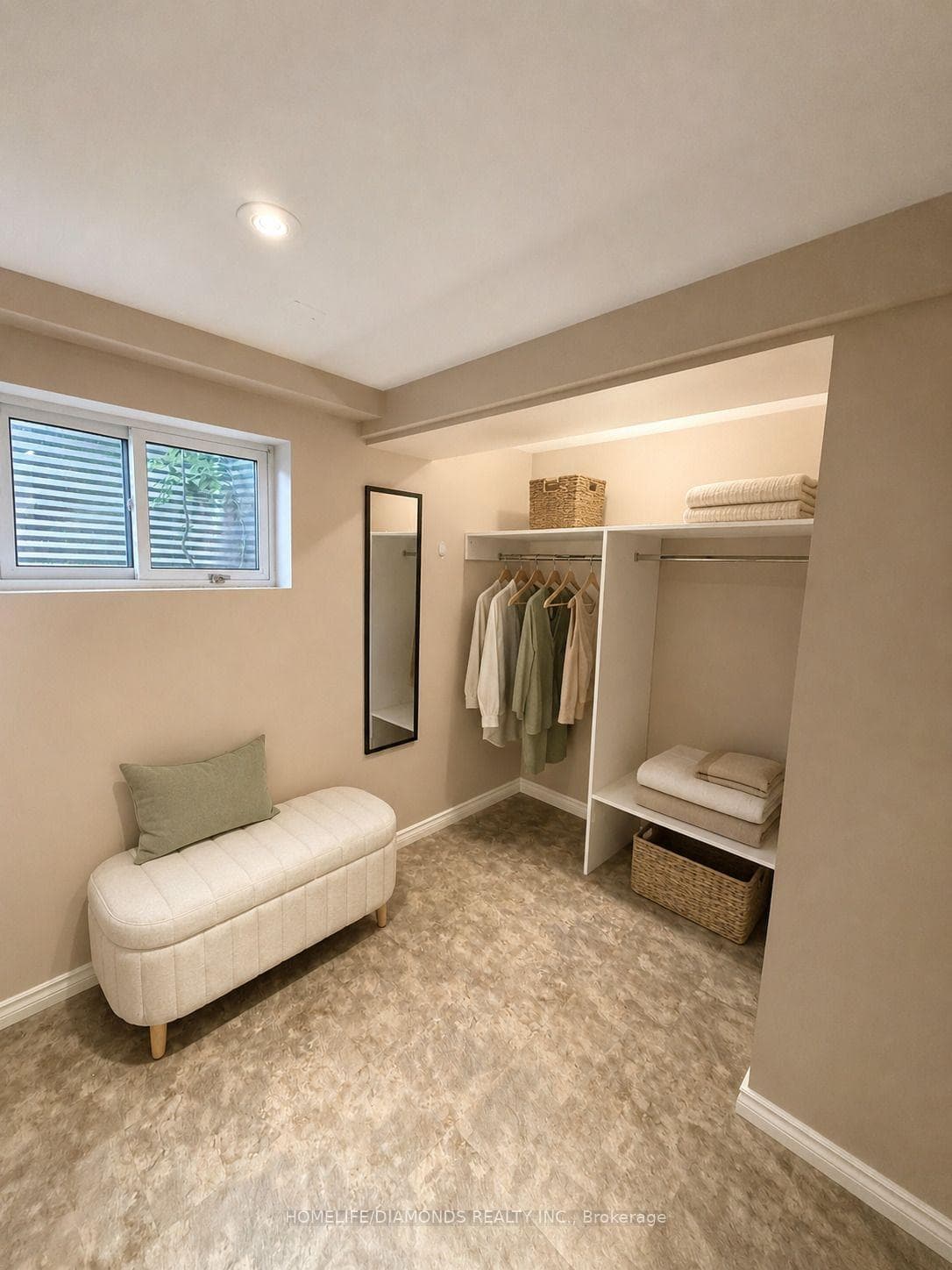 120 NORTHGATE Drive photo 15