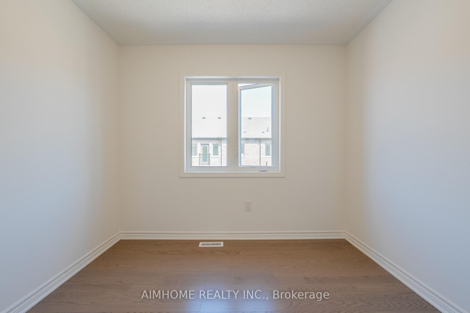 1367 William Halton Parkway photo 24