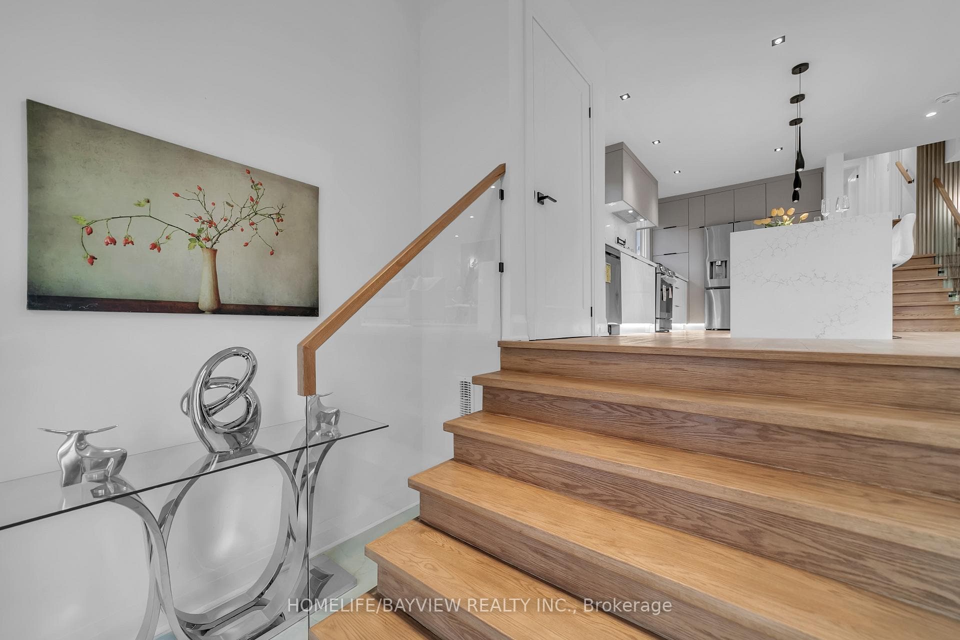78 Clancy Drive photo 3