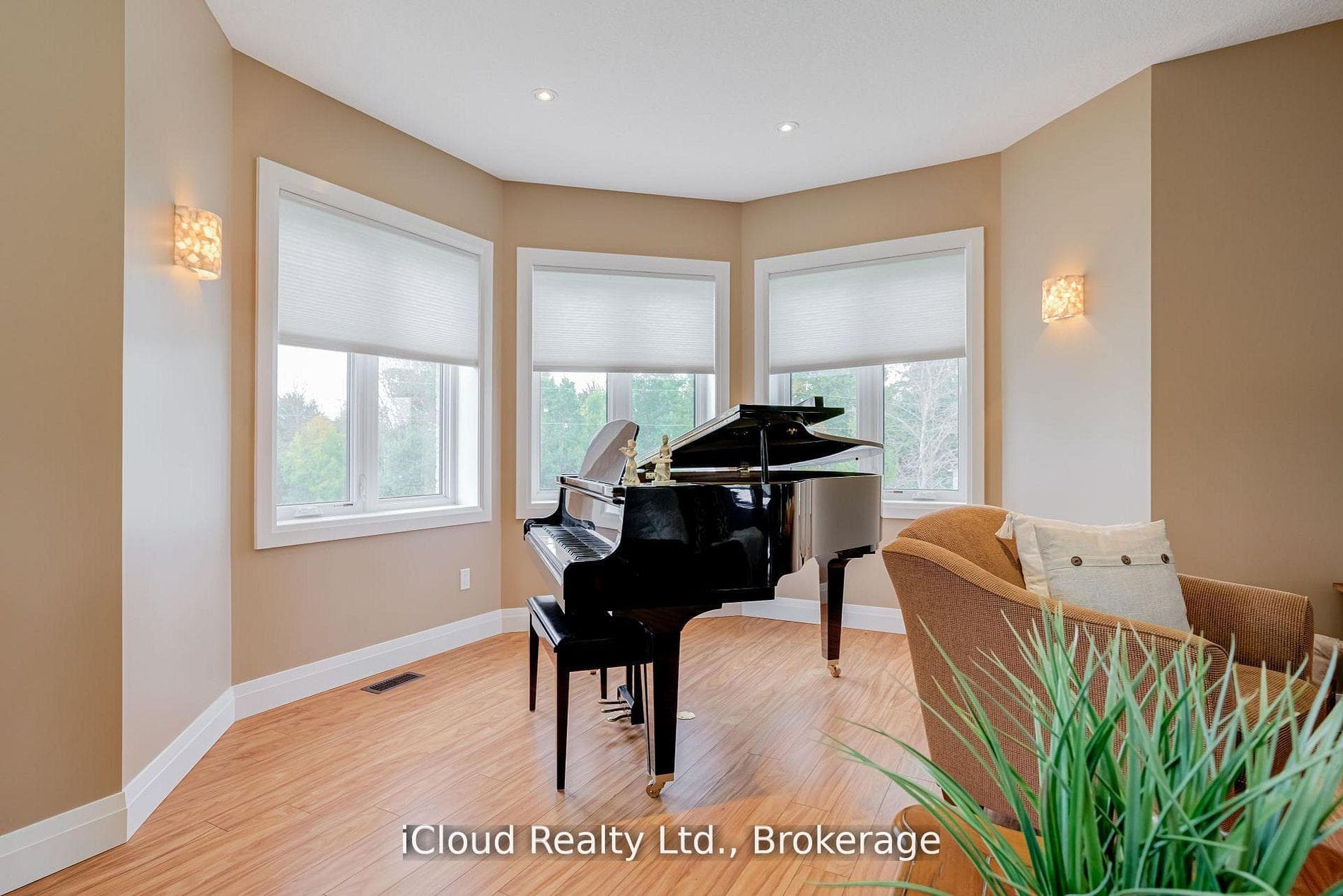16 Highland Road photo 15