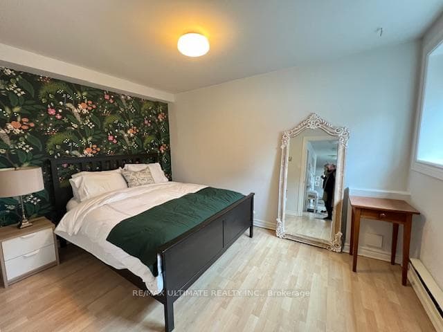 5 th bedroom in ground floor suite