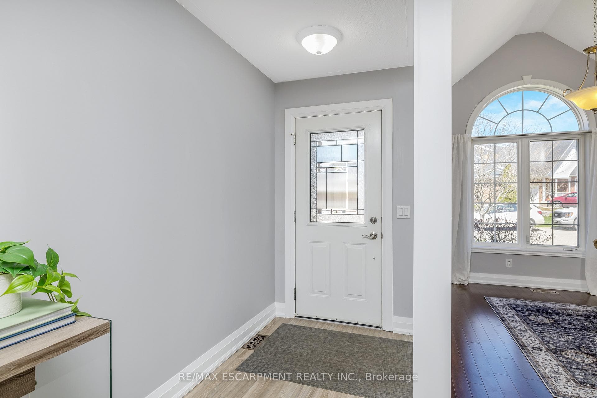 177 Riverwalk Place photo 4