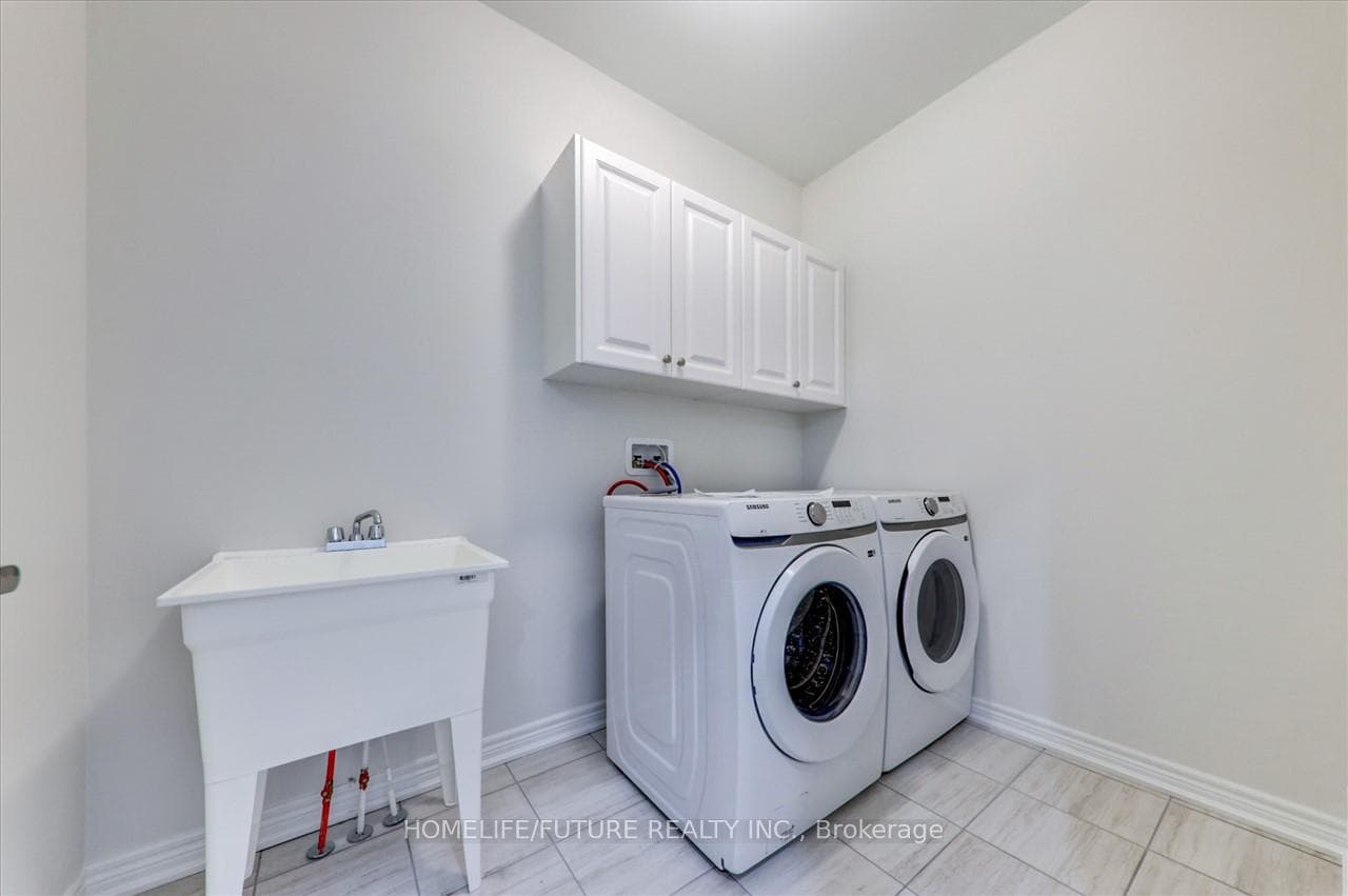 36 Littlewood Drive photo 28