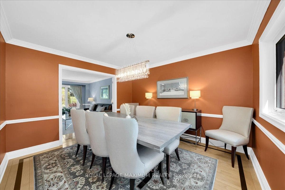 62 Montgomery Court photo 9