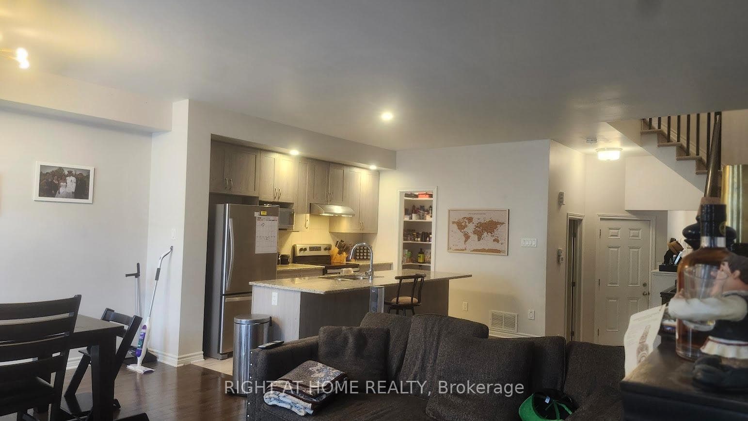 607 Egret Way photo 5