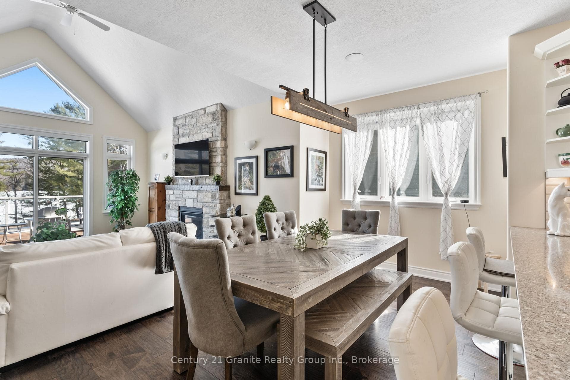 Dining room