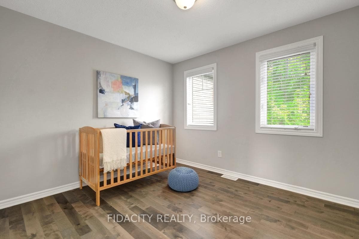 525 Foxlight Circle photo 21
