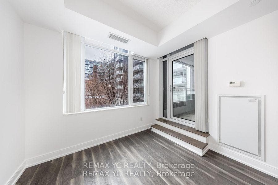 525 Adelaide Street Unit 217 photo 7
