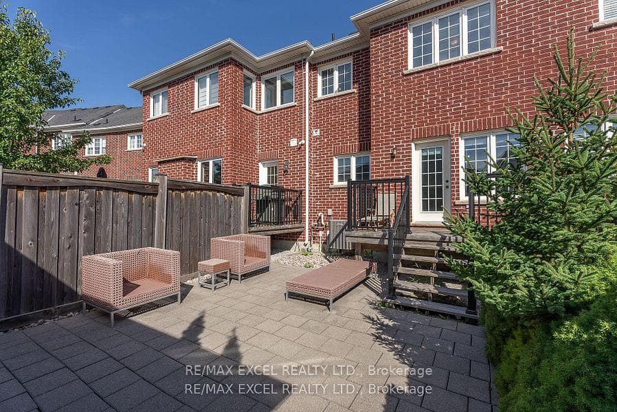 7 Dungannon Drive photo 27