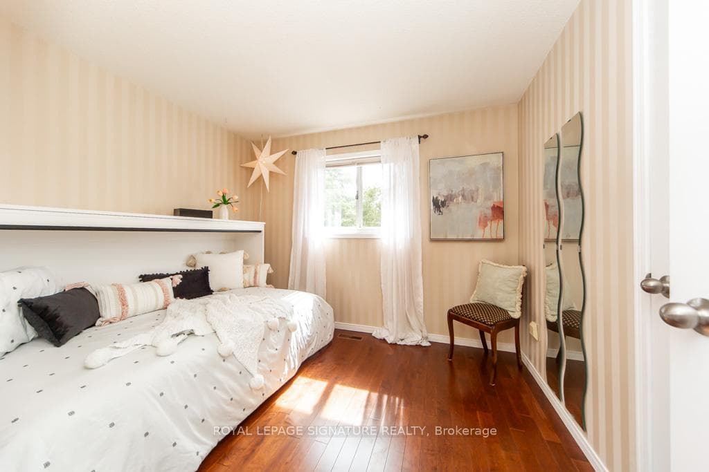 101 Kingswood Drive photo 27