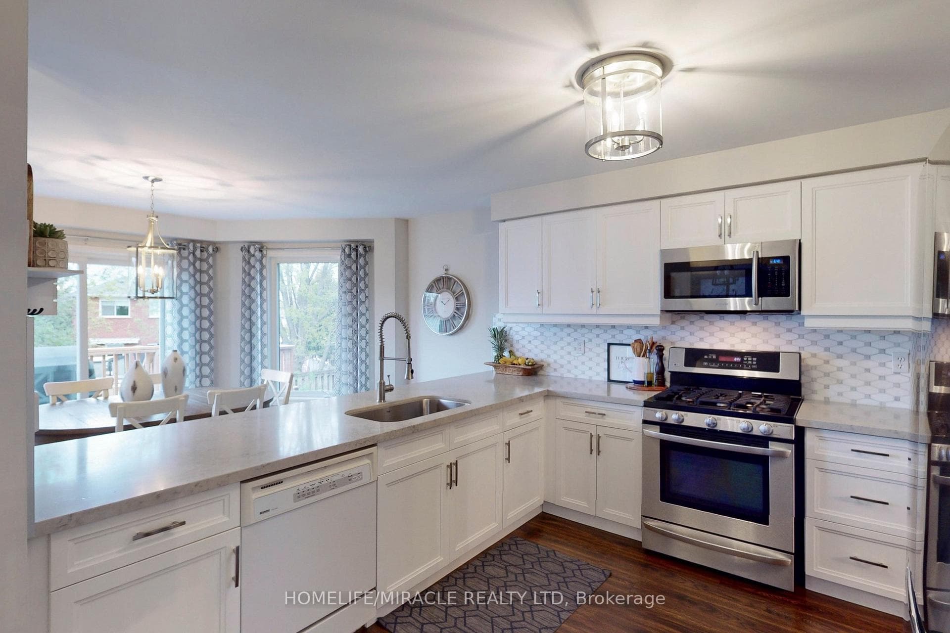 127 Elaine Drive photo 14