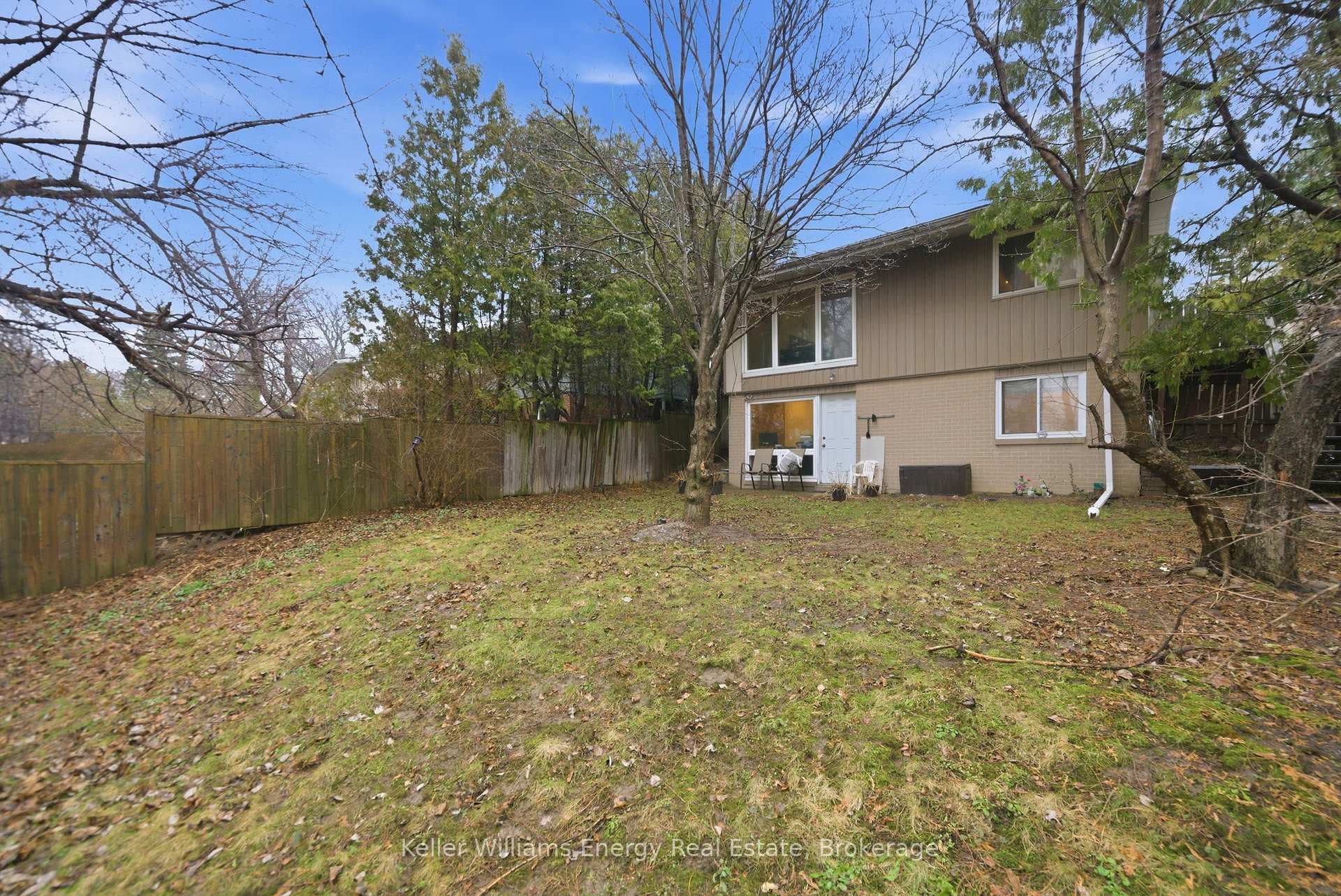 42 Oakley Boulevard photo 10