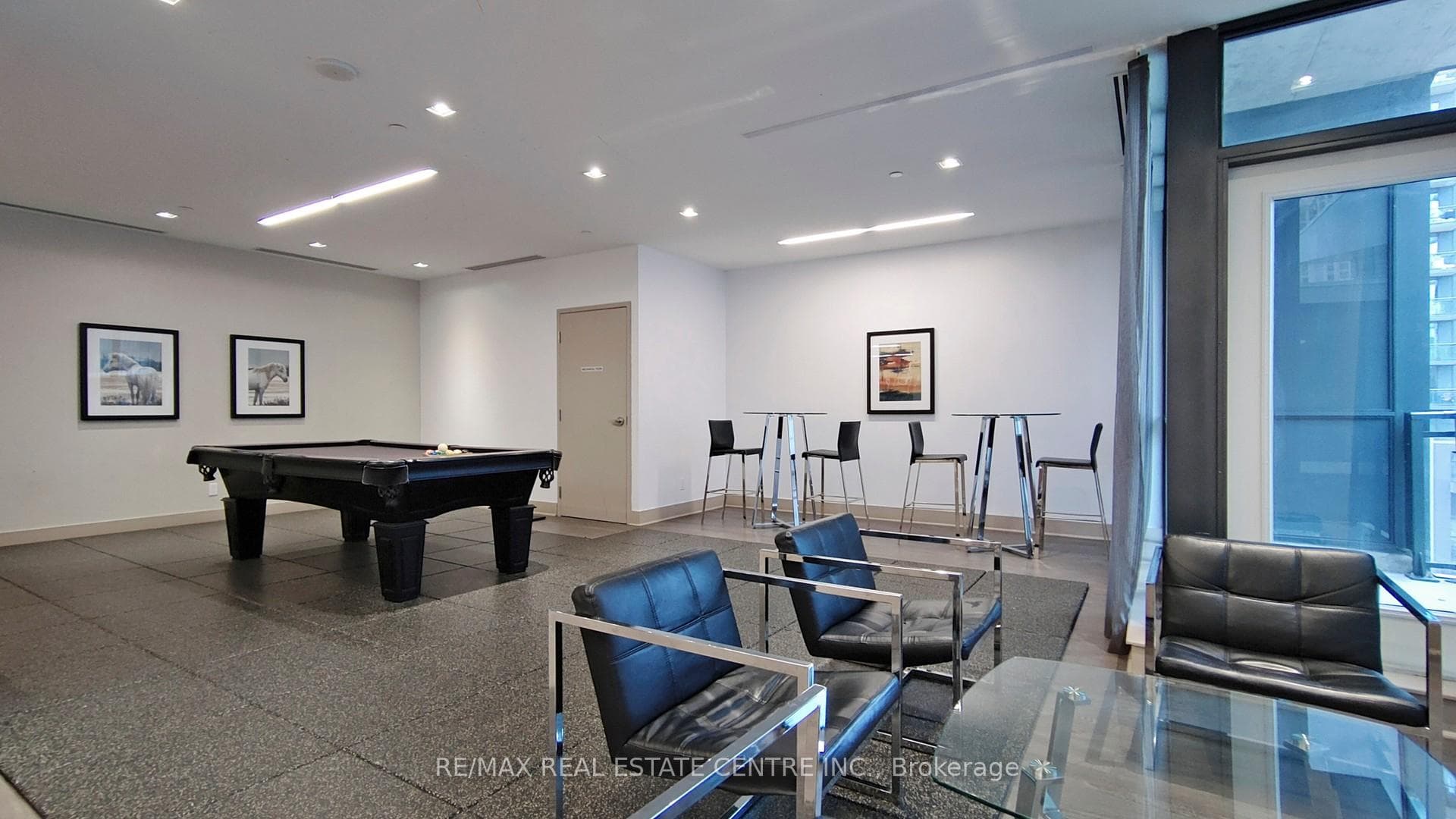 75 Eglinton Avenue Unit 310 photo 31