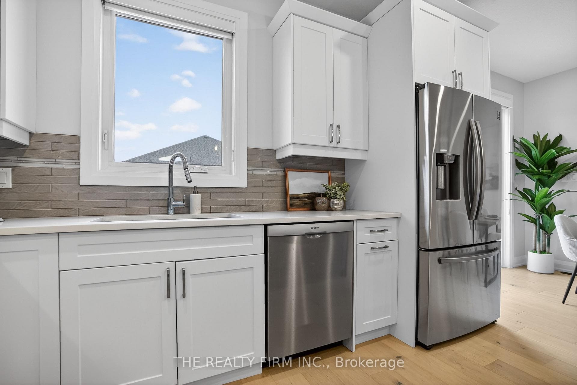 Upgraded stainless appliances