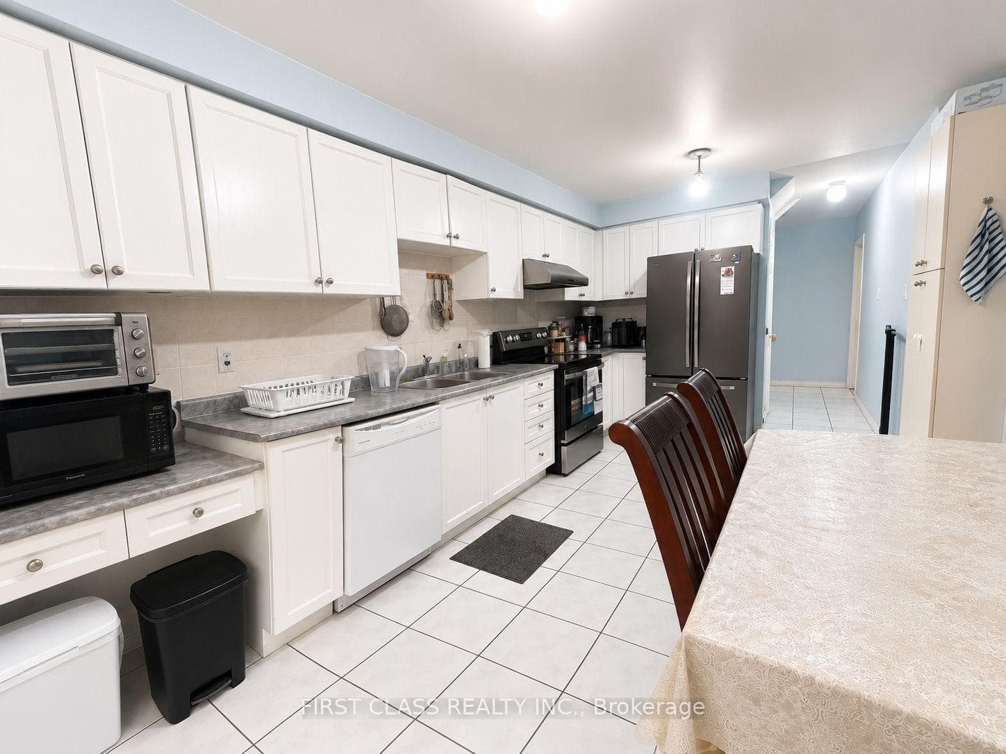 18 Angela Court Unit Upper photo 6