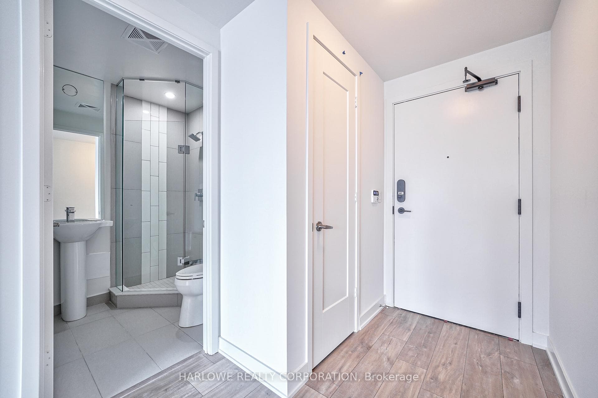 135 Lower Sherbourne Street Unit 2427 W photo 19