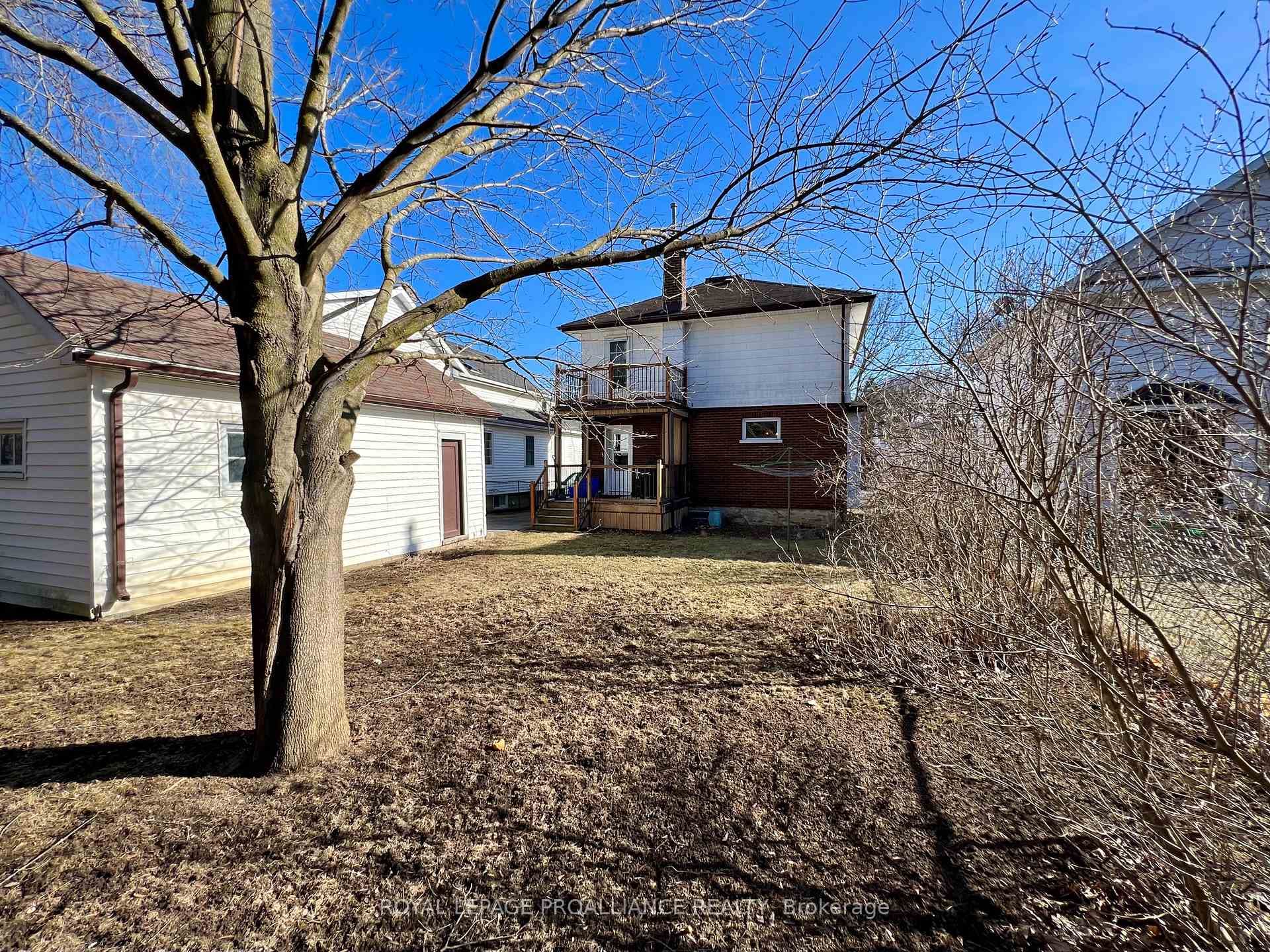 304 Bridge Street photo 25