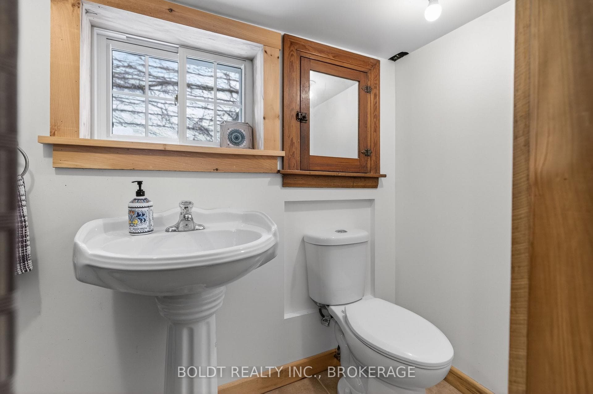Basement 2 piece bathroom