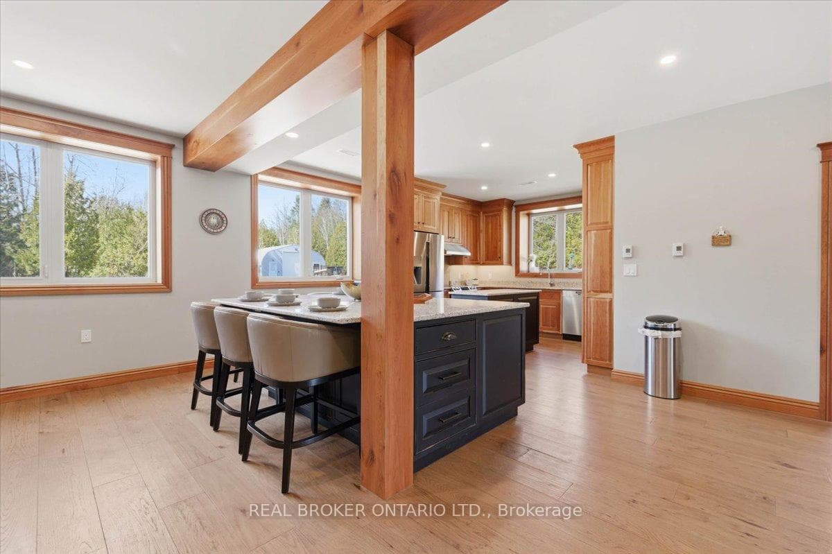 4589 WATSON Road photo 5