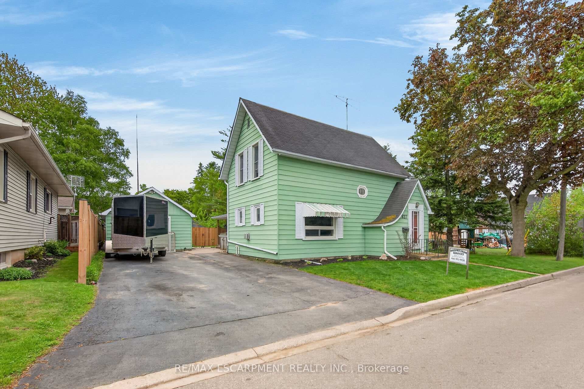 827 Pine Street photo 2