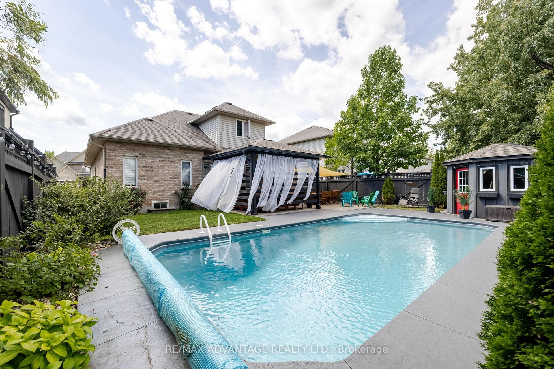1246 Thornley Street photo 49