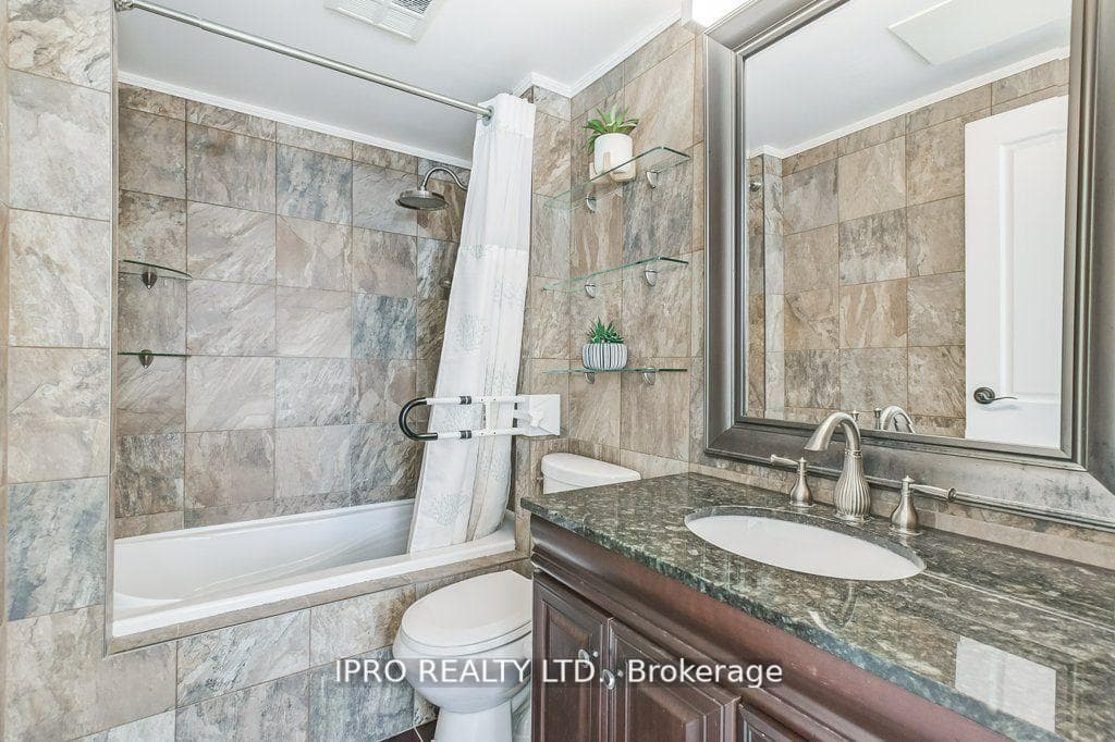 25 Grenville Street Unit PH2 photo 27