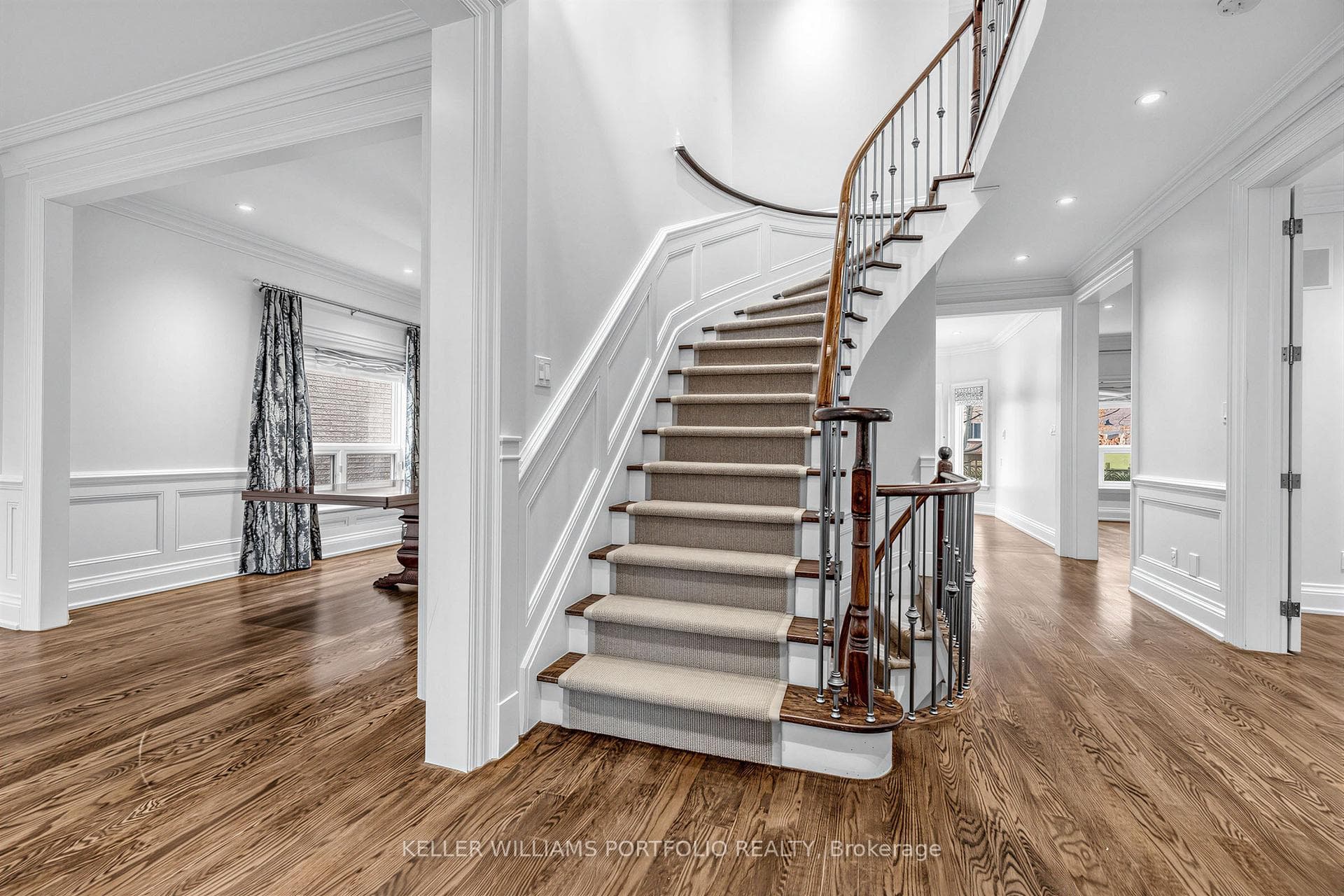 39 Downing Boulevard photo 3