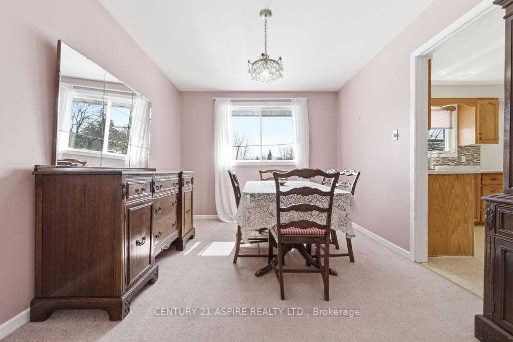 631 Birch Street photo 20
